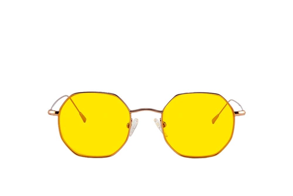 Light sensitivity bon charge glasses Miki